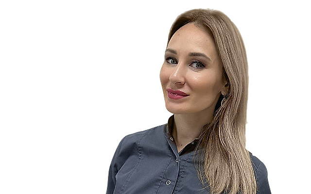 Салюк (Янцик) Дина